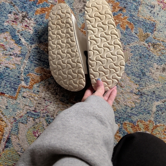 Birkenstock White Sandals with Black Buckles - Picture 3 of 4